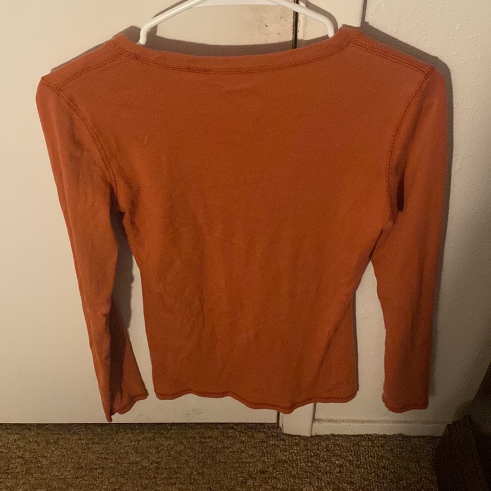 orange long sleeve - Picture 2 of 2